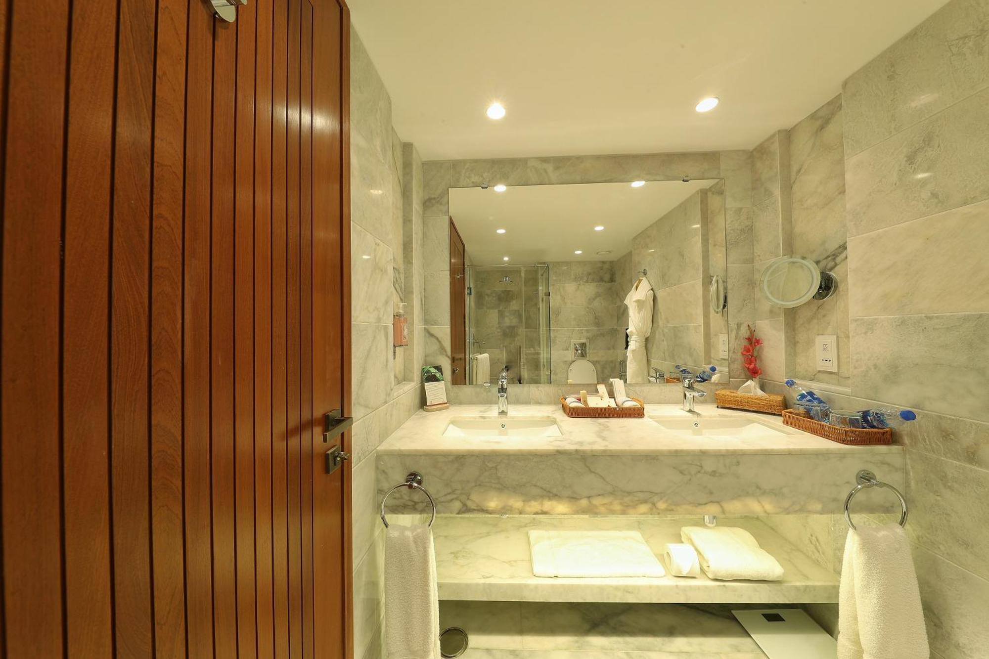 Peshawar Serena Hotel Ngoại thất bức ảnh